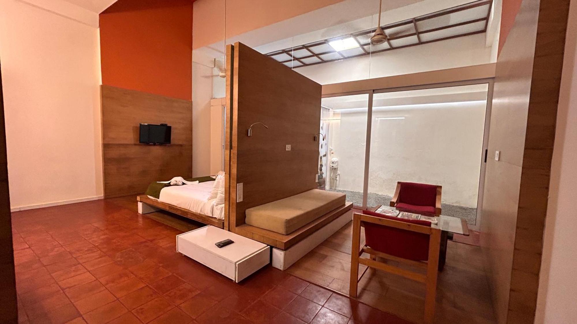 Presidency Artotel, Kochi Exterior photo