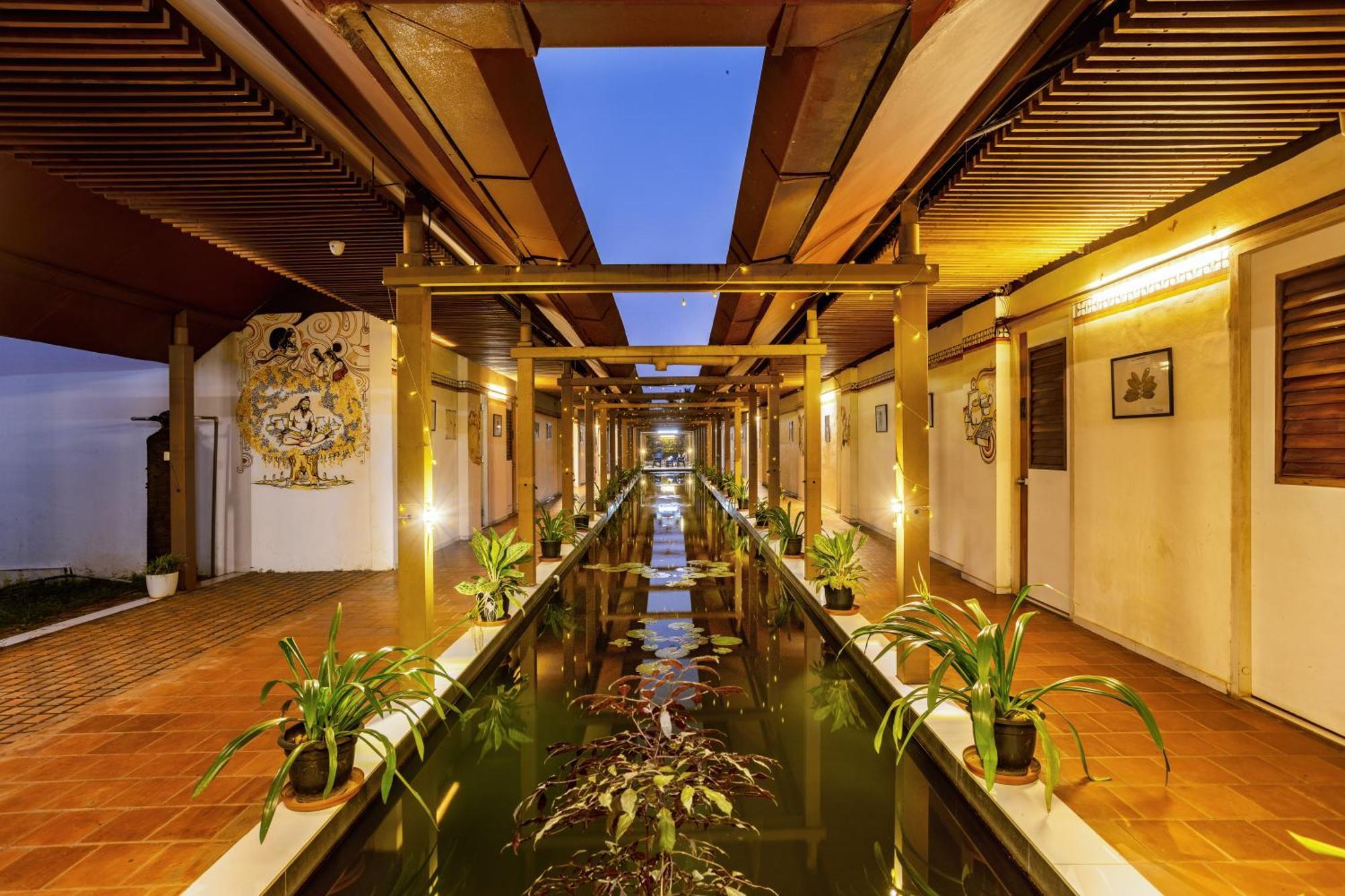 Presidency Artotel, Kochi Exterior photo
